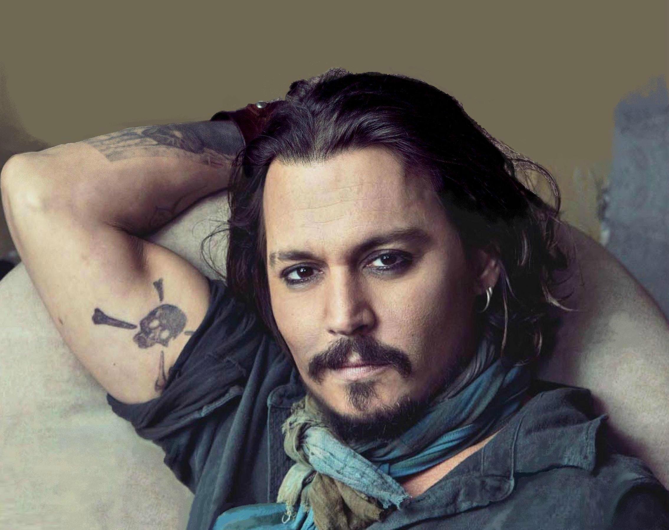 Popular Movie Actor Johnny Depp Wallpapers And Images - Johnny Depp , HD Wallpaper & Backgrounds