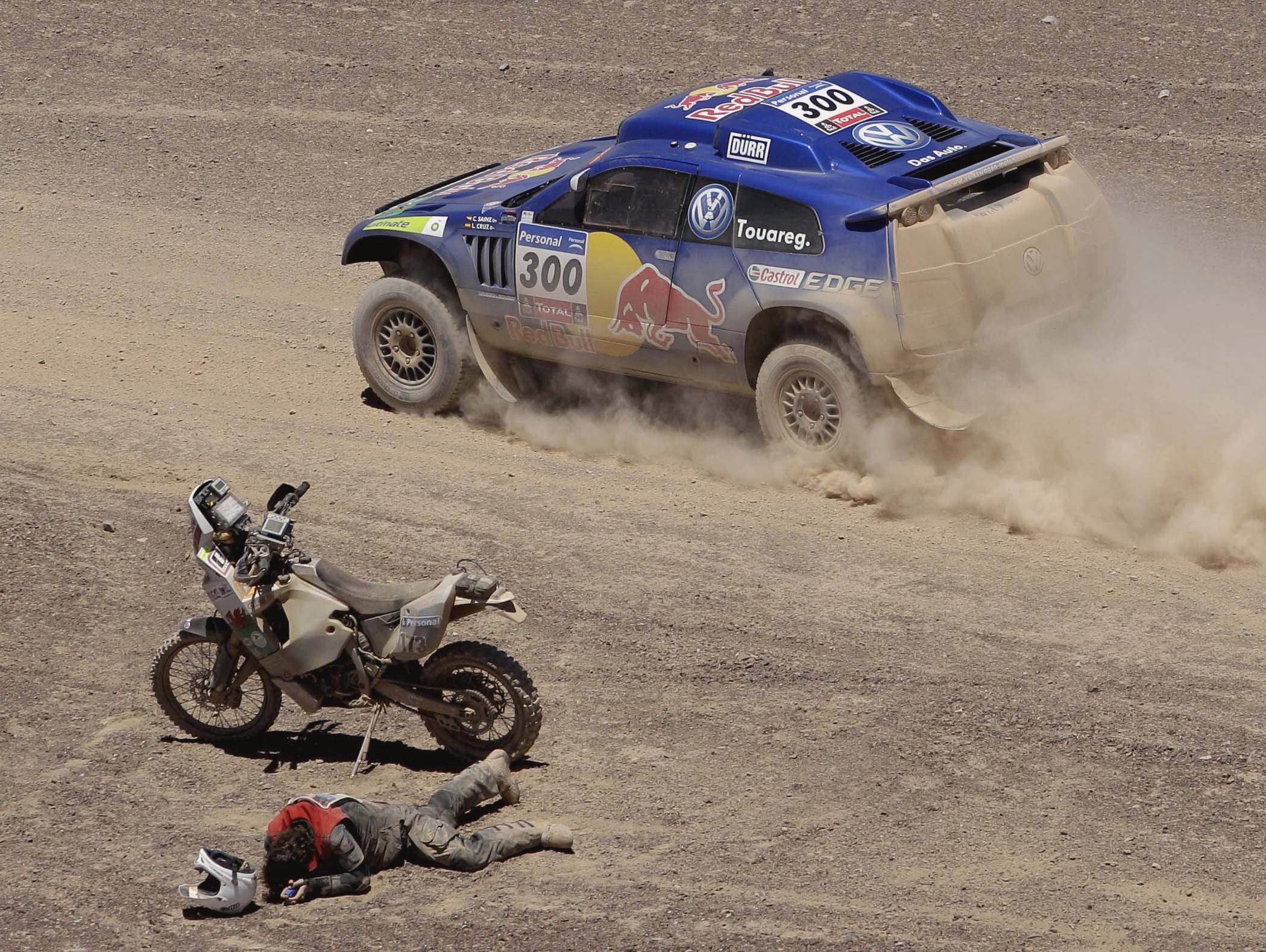 Dakar Rally Download Wallpaper - Rally Dakar Truck Wallpaper Hd , HD Wallpaper & Backgrounds