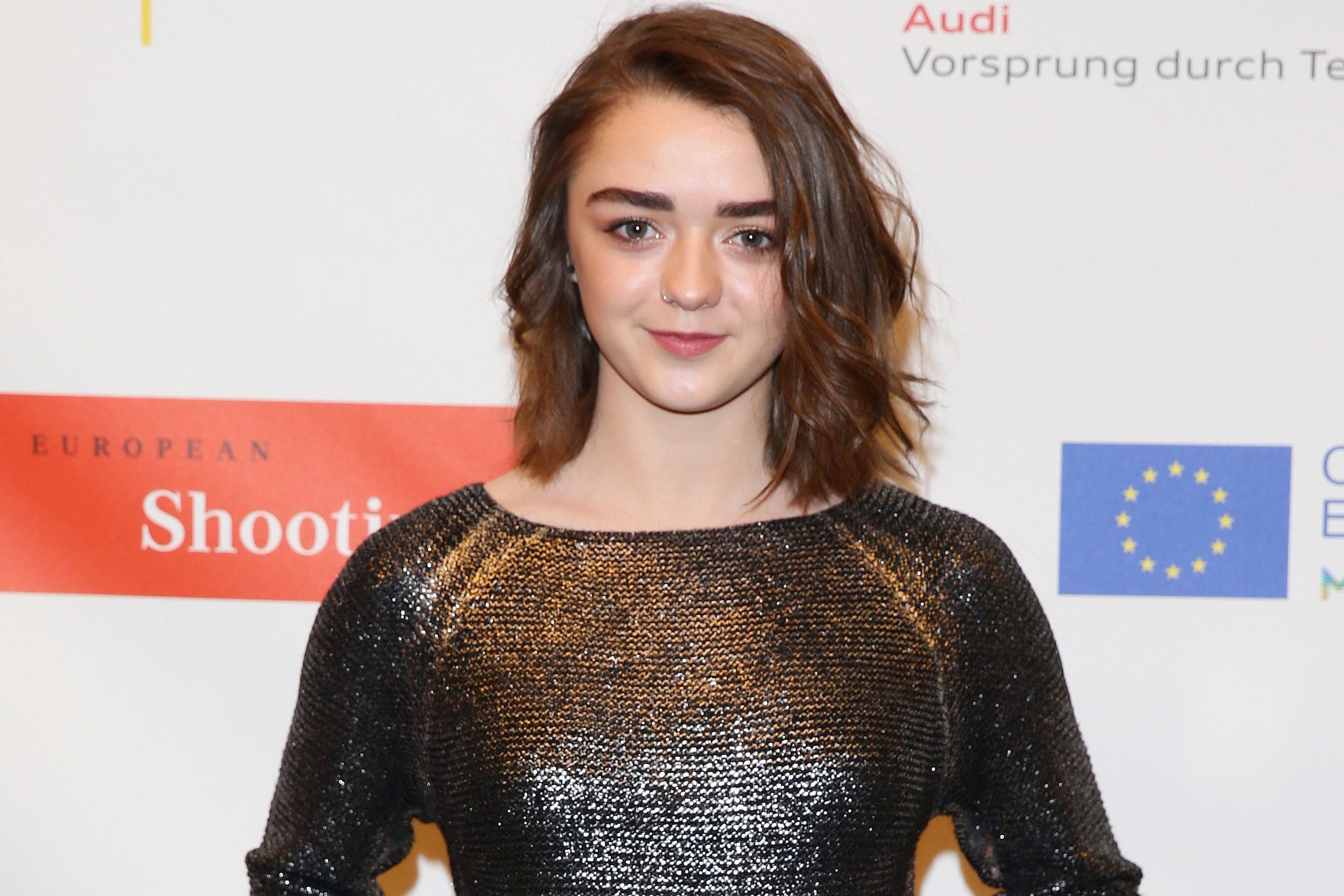 Maisie Williams Hd Wallpapers - Maisie Williams , HD Wallpaper & Backgrounds