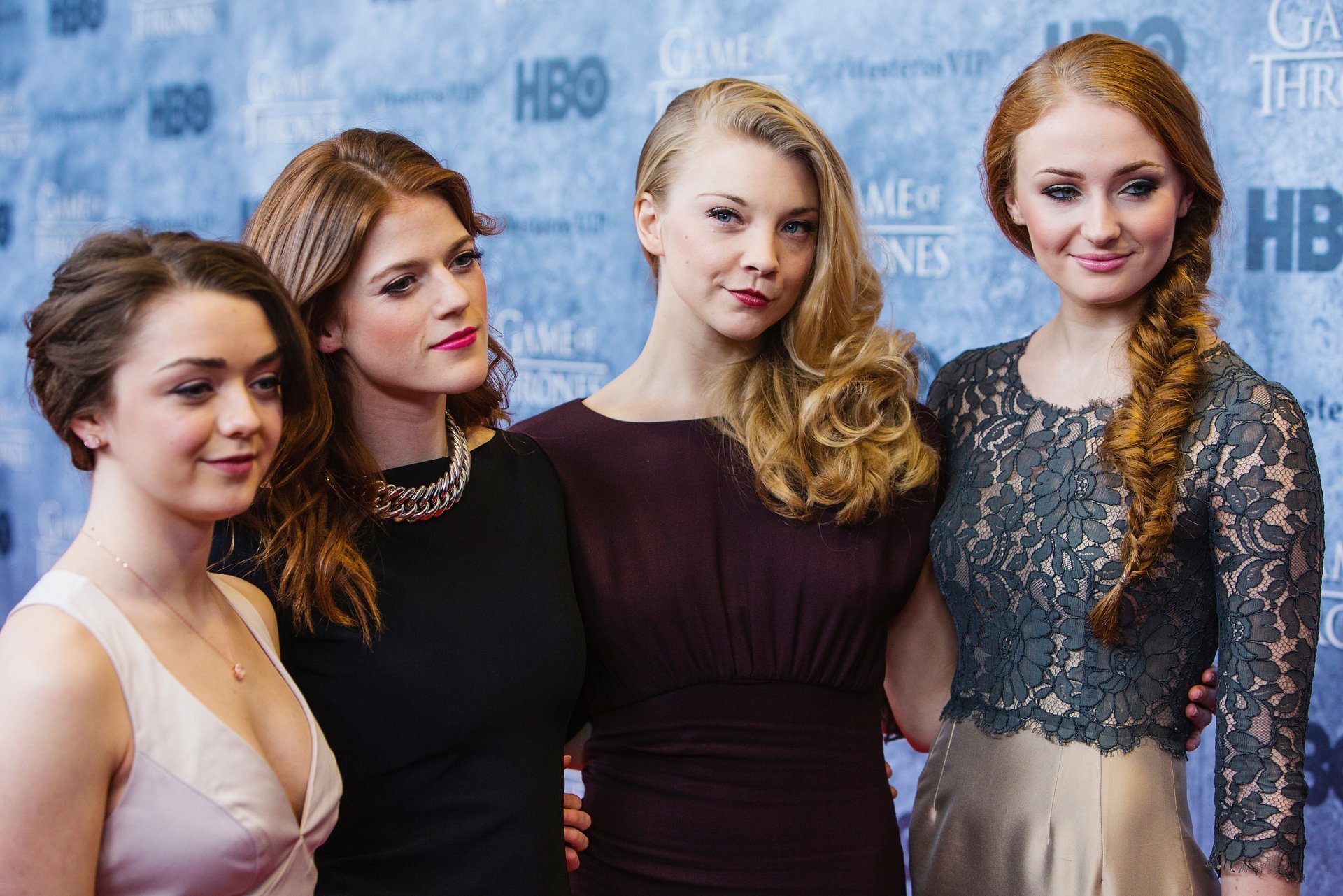 Maisie Williams Rose Leslie Natalie Dormer Sophie Turner - Game Of Thrones Arya Tits , HD Wallpaper & Backgrounds