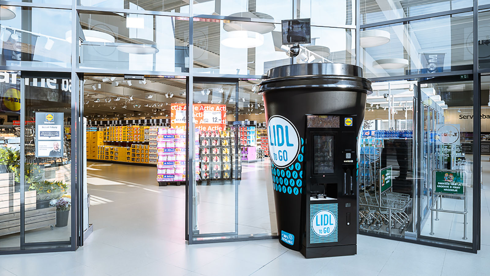 Lidl Koffiebeker Display Coffee Cup Inflatable - Display Advertising , HD Wallpaper & Backgrounds