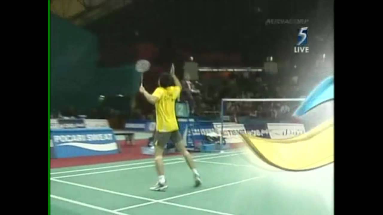 Lin Dan Jump Slice Smash Technique - Badminton , HD Wallpaper & Backgrounds