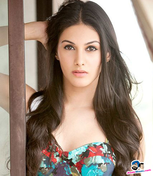 Amyra Dastur , HD Wallpaper & Backgrounds