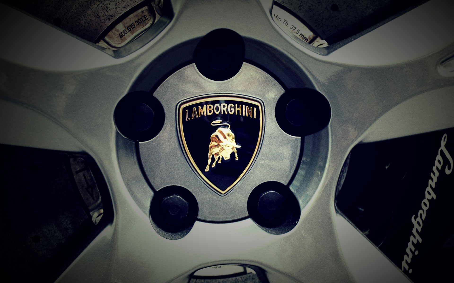 Lamborghini Logo Wallpaper - Lamborghini Logo Wallpaper Download , HD Wallpaper & Backgrounds