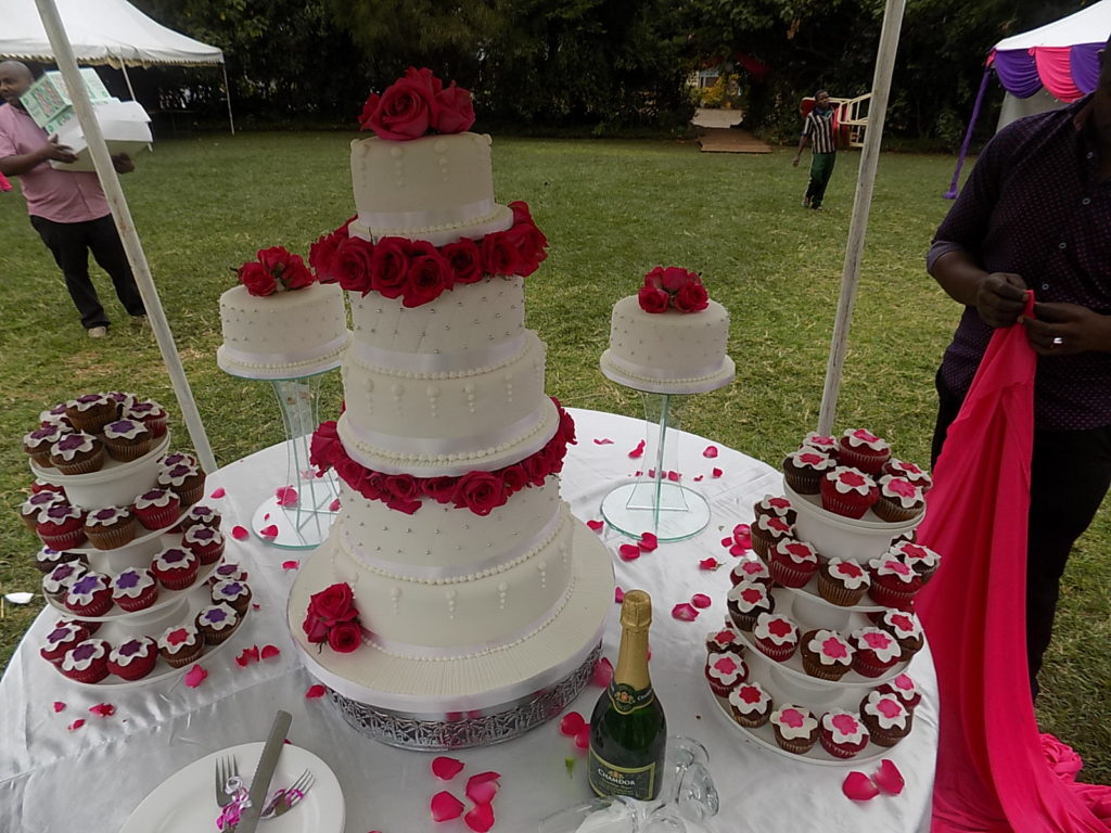 Wedding Cakes - Wedding Cakes Designs In Kenya , HD Wallpaper & Backgrounds