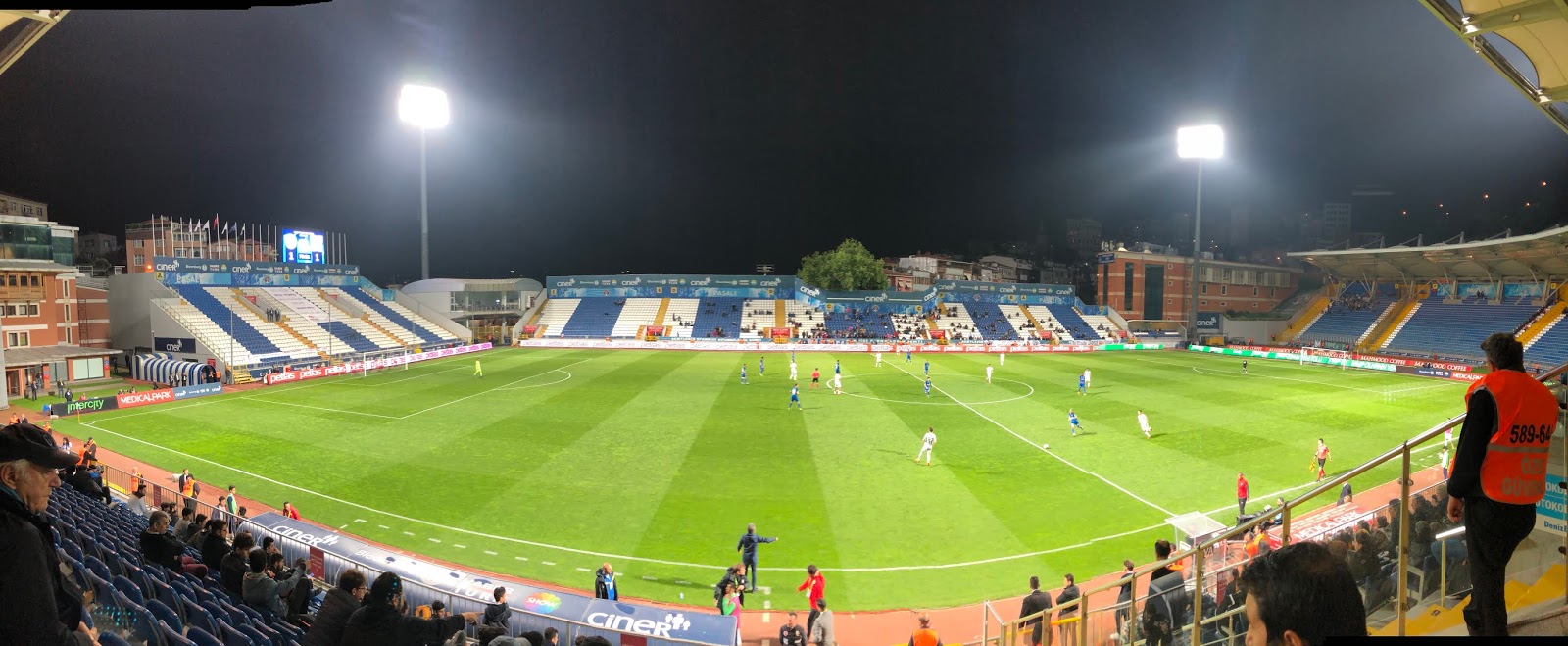 Kasımpaşa V Konyaspor, Istanbul, Turkey - Soccer-specific Stadium , HD Wallpaper & Backgrounds