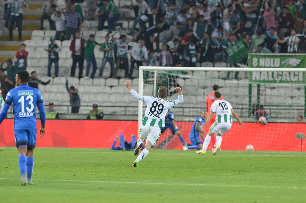 Konyaspor-kasımpasa Tags - Kick American Football , HD Wallpaper & Backgrounds