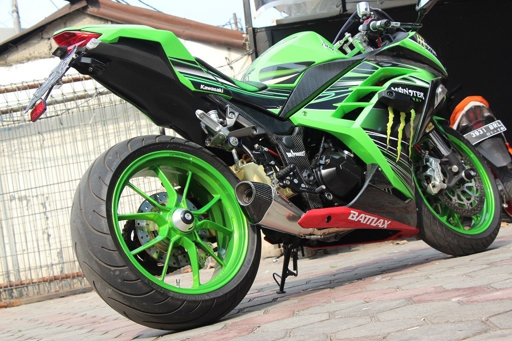 16 Gambar Modifikasi Motor Ninja 250 Terkeren - Single Swing Arm Ninja 250 , HD Wallpaper & Backgrounds