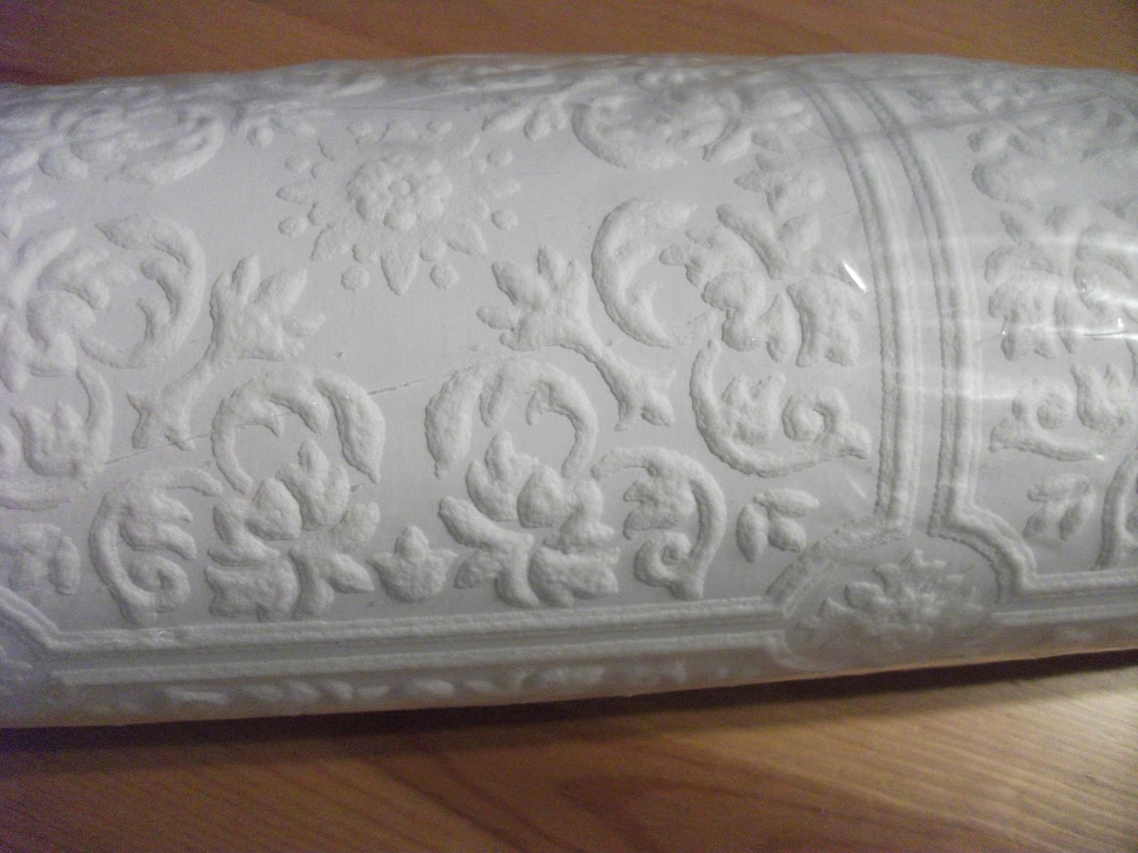 Wallpaper Borders For Bathrooms Decorative Looks Like Tin