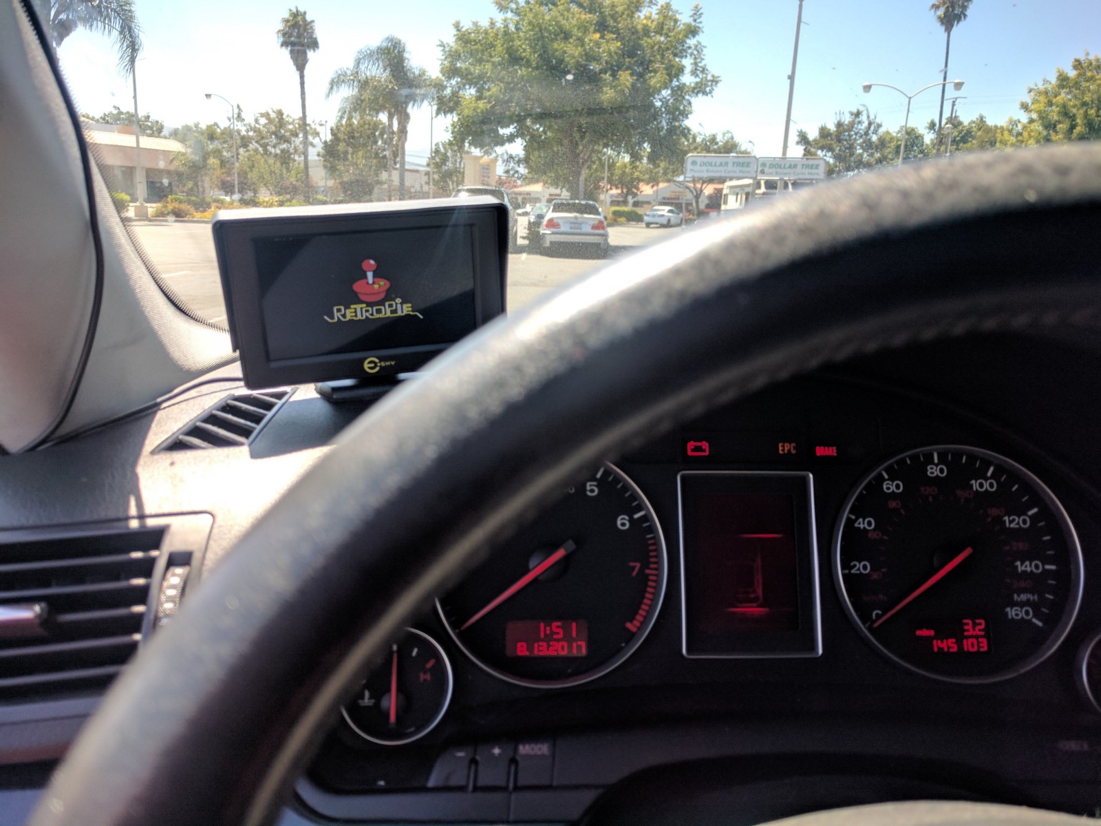 Raspberry Pi In Car , HD Wallpaper & Backgrounds