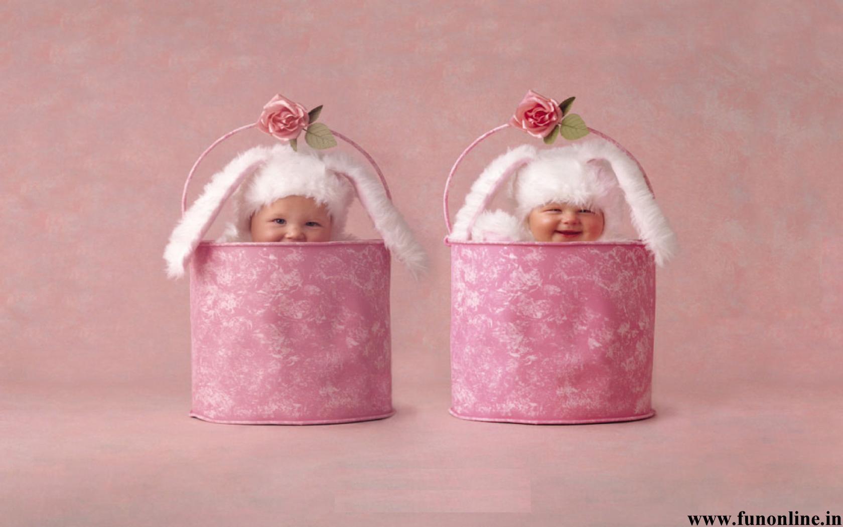 Cute Twin Babies In Bunny Costume Sitting In Basket - Anne Geddes Due , HD Wallpaper & Backgrounds
