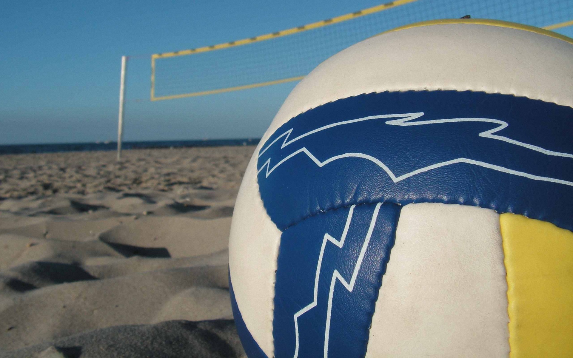 Volleyball Wallpapers - Volleyball Desktop Wallpaper Hd , HD Wallpaper & Backgrounds