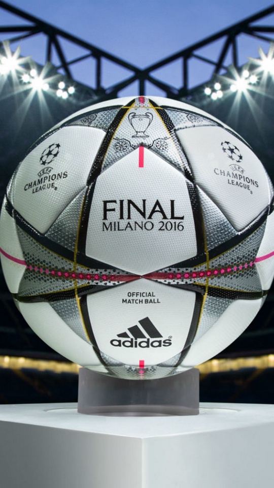 Wallpaper Uefa Champions League, 2016, Milan, San Siro - Champions League Ball 2011 , HD Wallpaper & Backgrounds