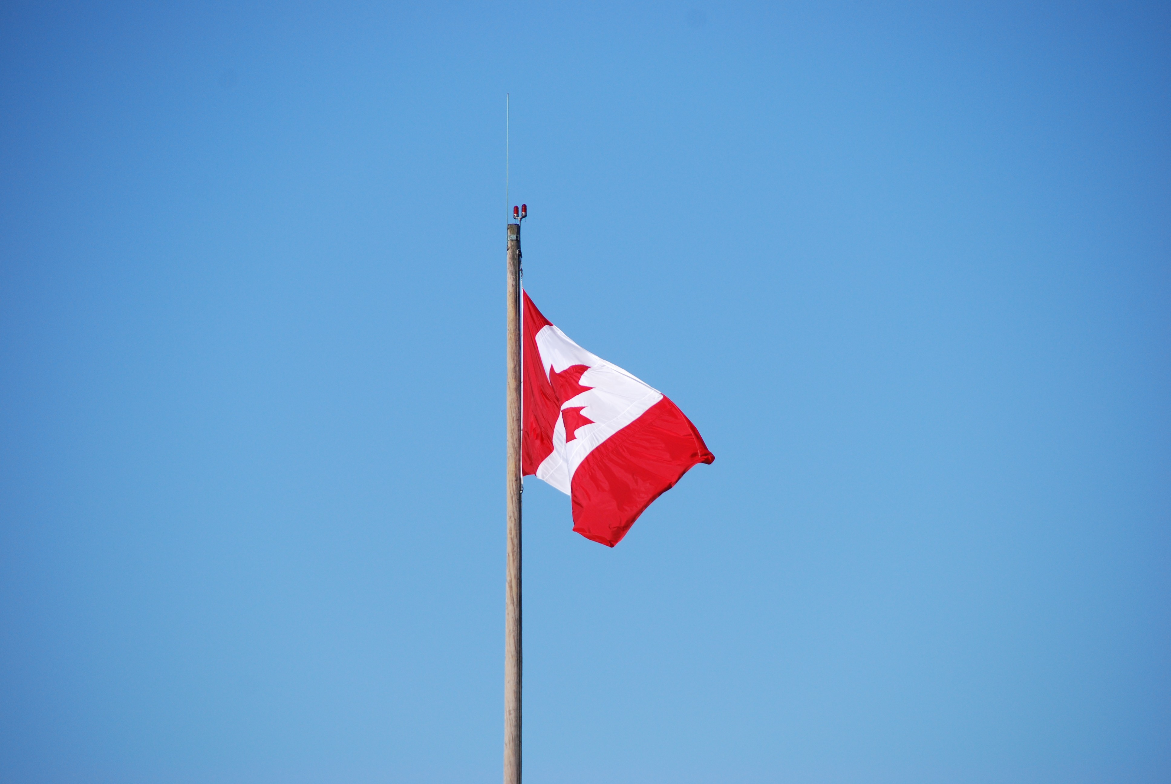 Canada Flag Wallpaper For Mobile Best Hd - Flag , HD Wallpaper & Backgrounds