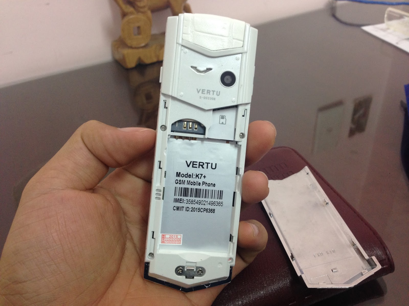 Vertu Signature S Trắng Copy - Feature Phone , HD Wallpaper & Backgrounds