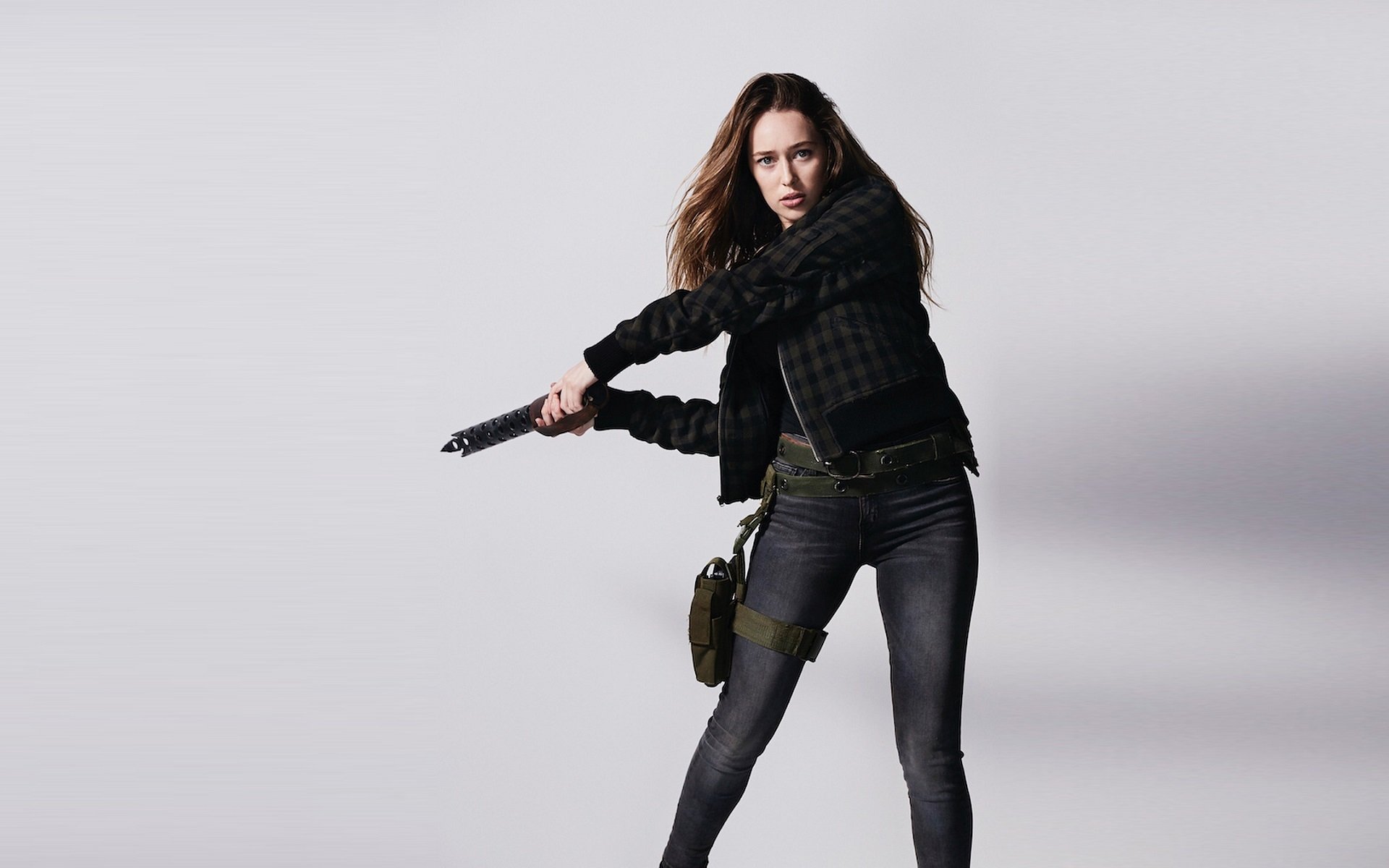 Fear The Walking Dead Alicia Weapon , HD Wallpaper & Backgrounds