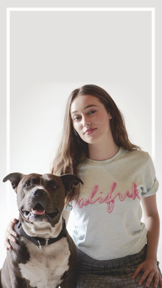 Alycia Debnam Carey With Dog , HD Wallpaper & Backgrounds