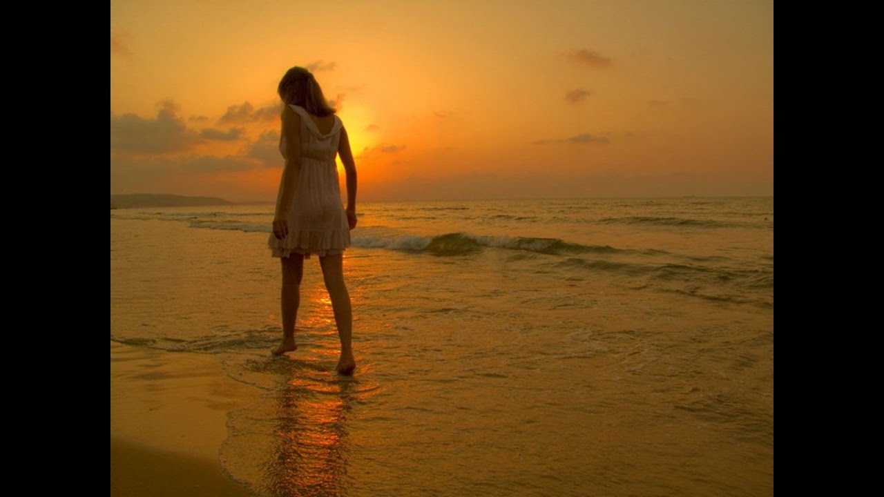 You'll Never Walk Alone (1945) (rodgers & Hammerstein) - Romantic Beach Pacific , HD Wallpaper & Backgrounds