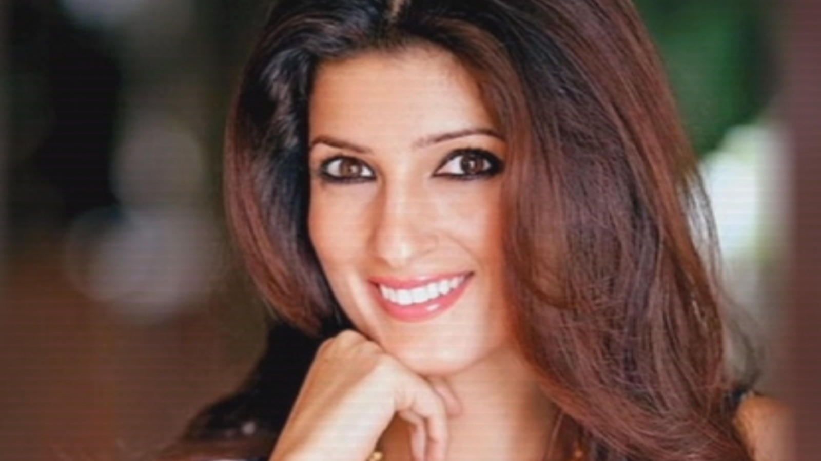 Twinkle Khanna Expresses Joy After Knowing Pm Modi - Twinkle Khanna , HD Wallpaper & Backgrounds