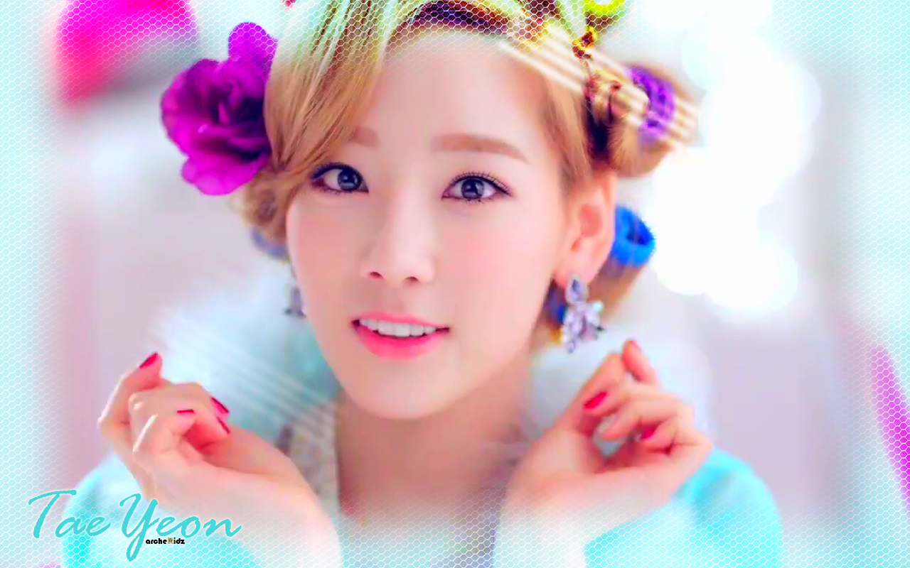 Snsd And Sone Forever Images Twinkle Taeyeon Hd Wallpaper - Girls Generation Twinkle Taeyeon , HD Wallpaper & Backgrounds