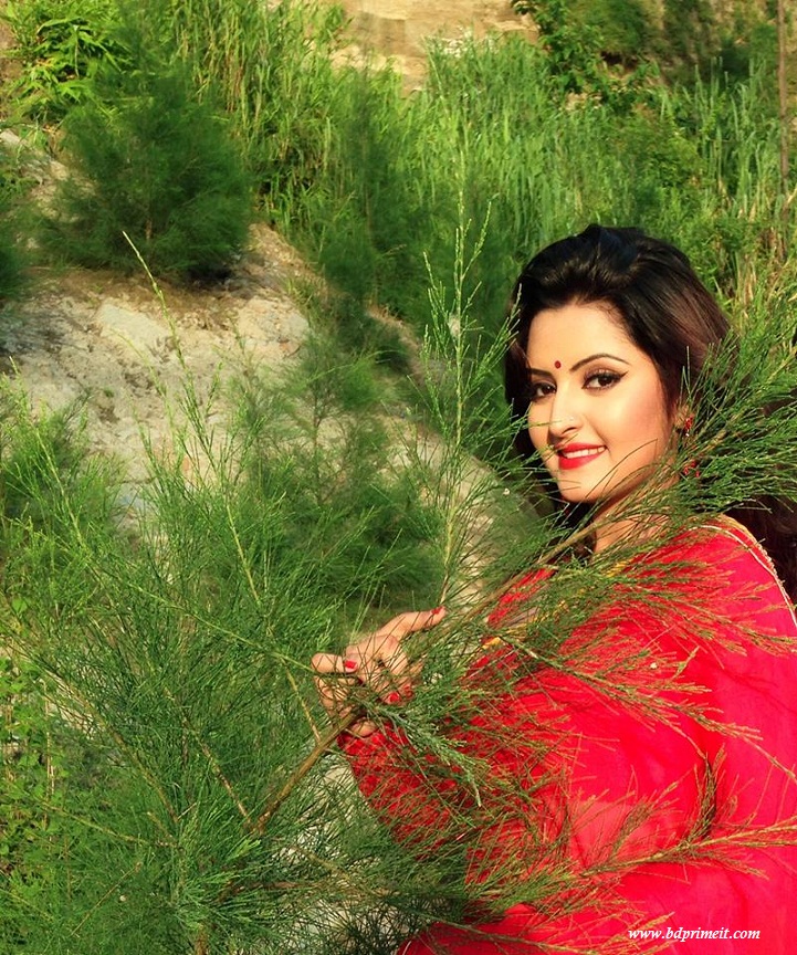 Bangladeshi Actress Pori Moni Recent Photo Wallpapers - Very Beautiful And Sexy Hot Women Porimoni , HD Wallpaper & Backgrounds