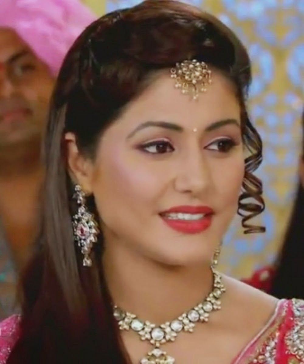 Yeh Rishta Kya Kehlata Hai Serial Pictures, Images, - Hairstyle In Hina Khan , HD Wallpaper & Backgrounds