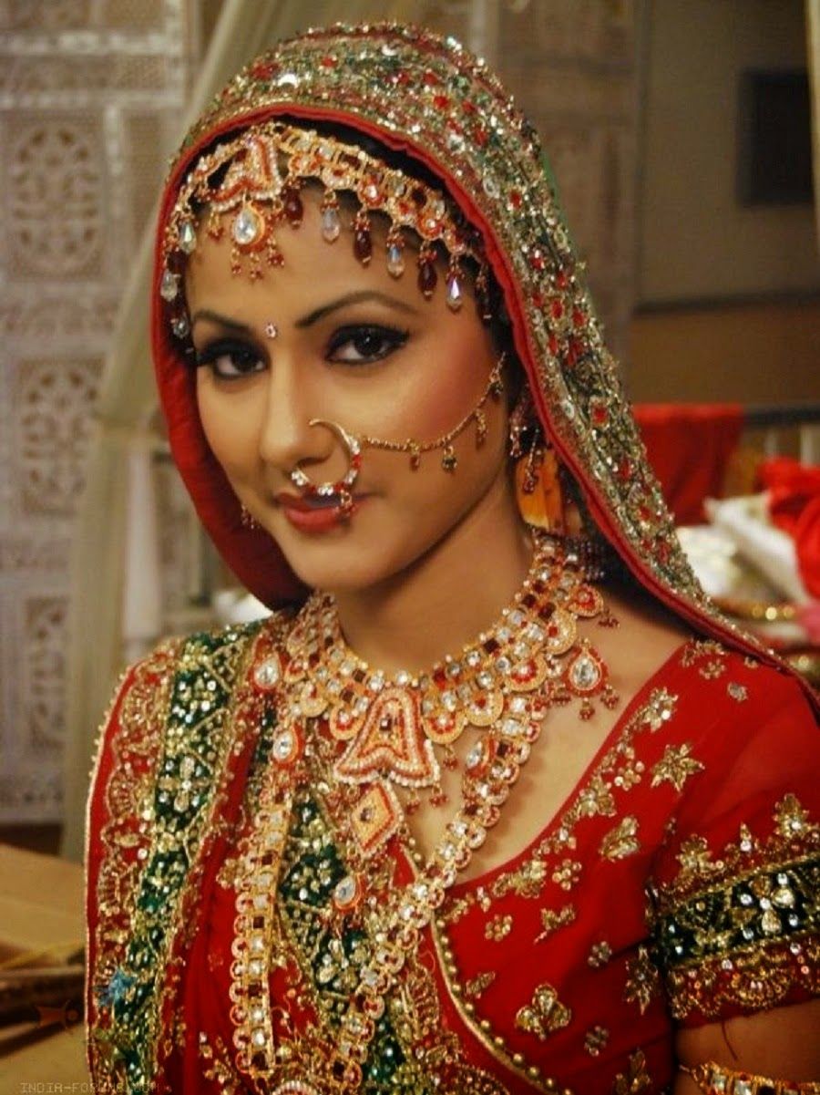 Hina Khan As Akshara - Akshara Hina Khan , HD Wallpaper & Backgrounds