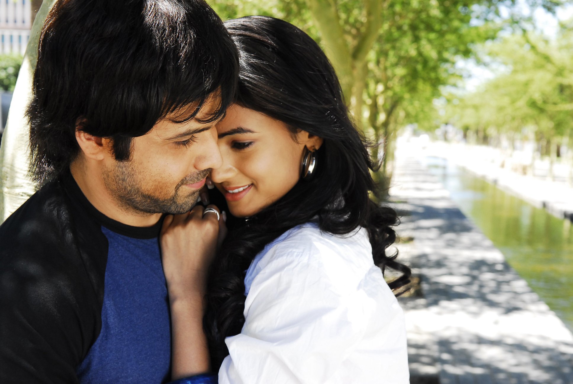 Sonal Chauhan And Emraan Hashmi High Definition Wallpapers - Imran Hasmi , HD Wallpaper & Backgrounds