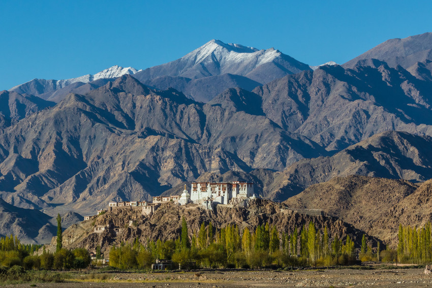 A Region With A Strong Buddhist Heritage, Ladakh Presents - Summit , HD Wallpaper & Backgrounds