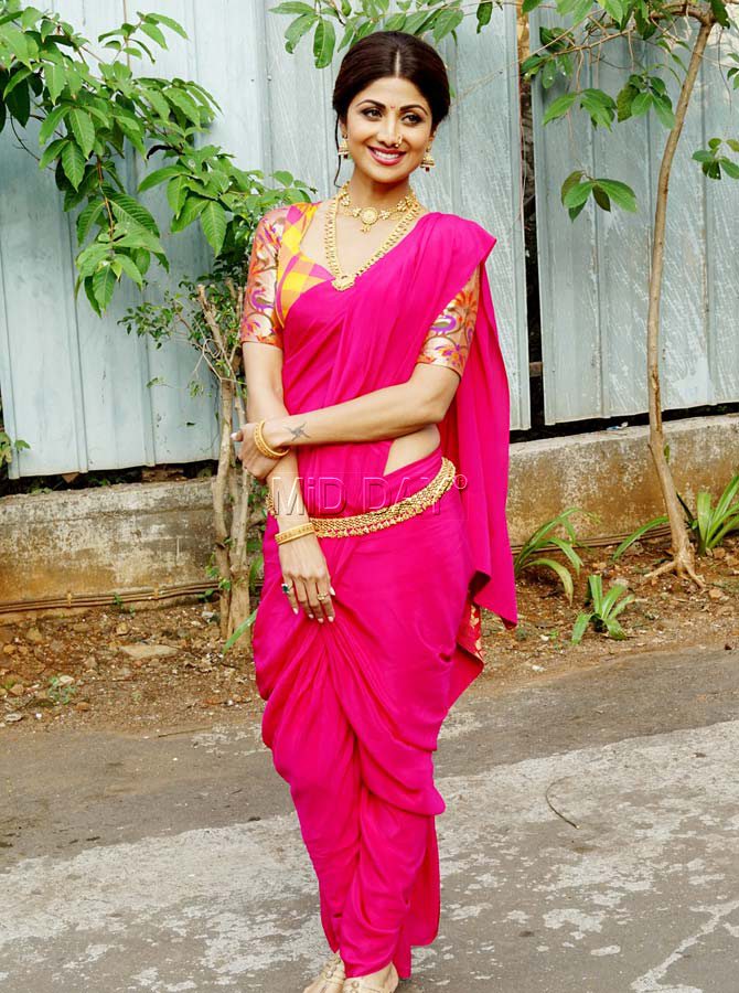 Desi - Shilpa Shetty In Nauvari Saree , HD Wallpaper & Backgrounds