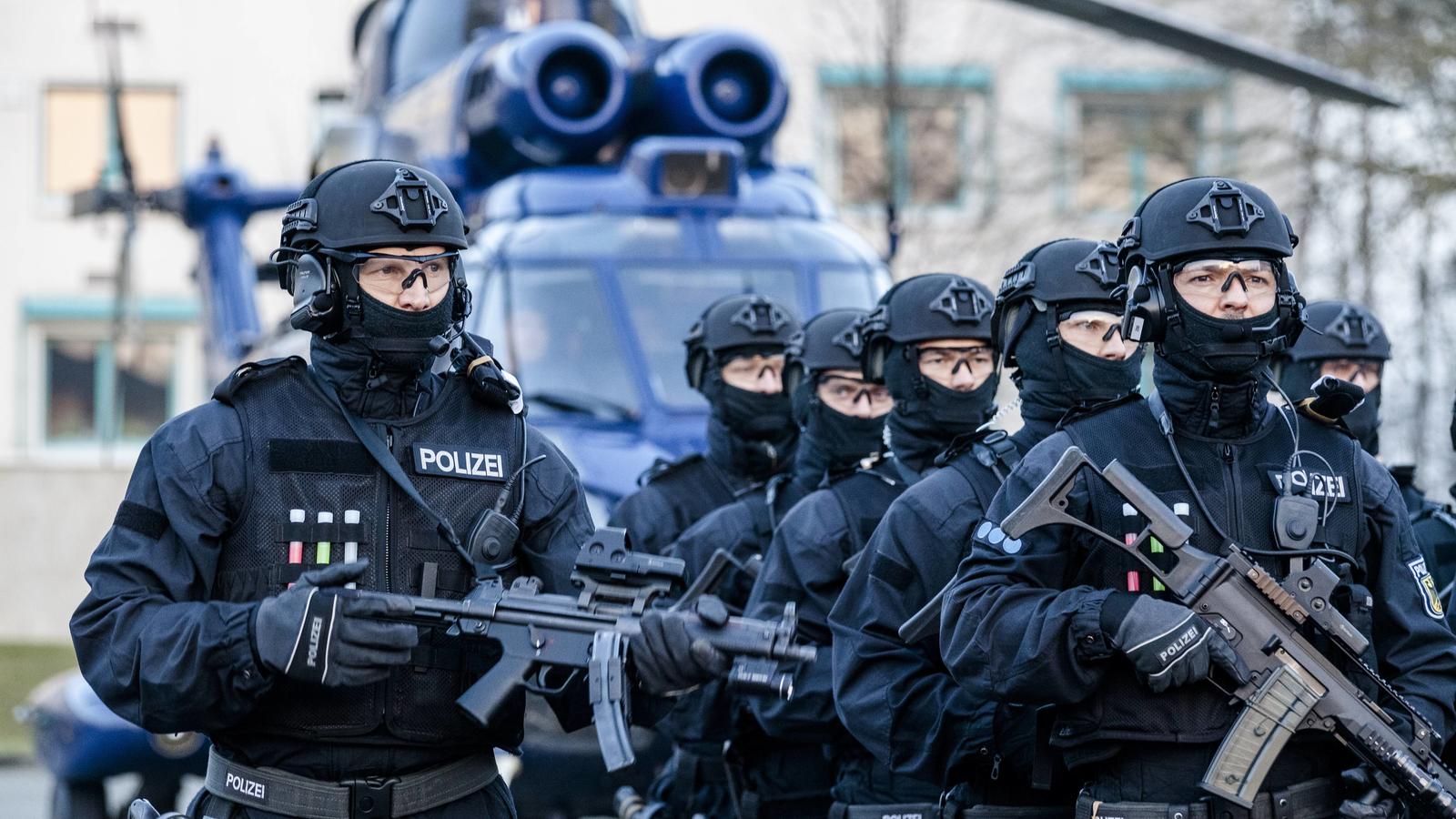 Neue Anti Terror Einheit Der Bundespolizei - Anti Terror Einheit , HD Wallpaper & Backgrounds