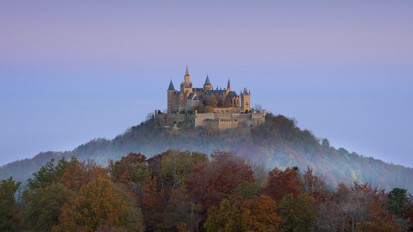 Hohenzollern Castle Near Stuttgart, Germany - Chateau Pres De Stuttgart , HD Wallpaper & Backgrounds