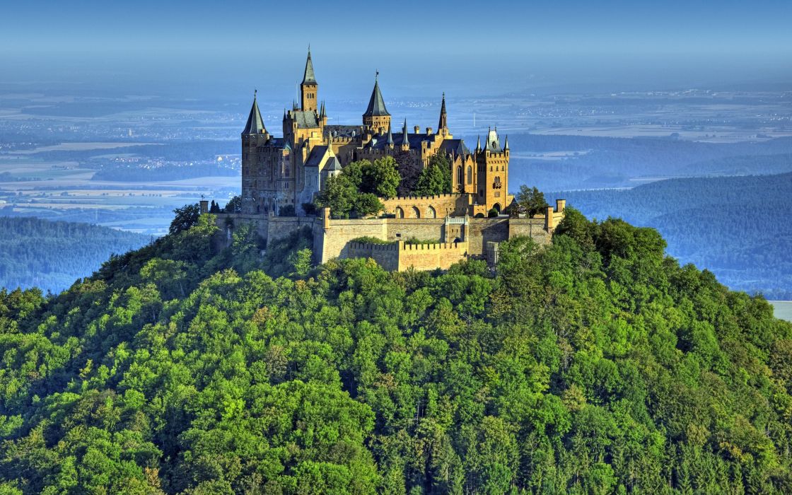 Hohenzollern Castle Wallpaper - Castle On A Mountaintop , HD Wallpaper & Backgrounds