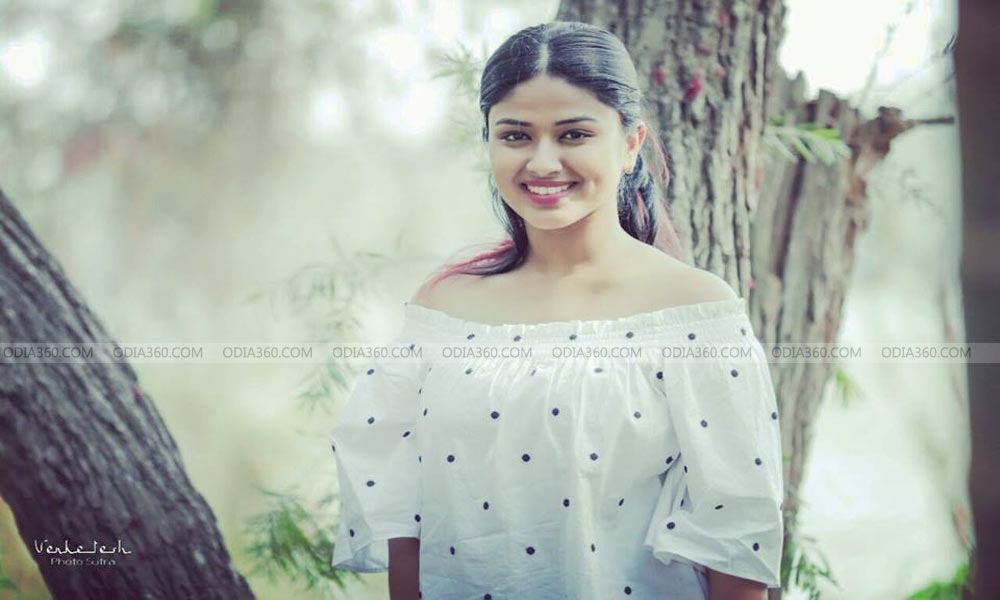 Niharika Dash Wallpapers, Images, Photos - Niharika Dash , HD Wallpaper & Backgrounds