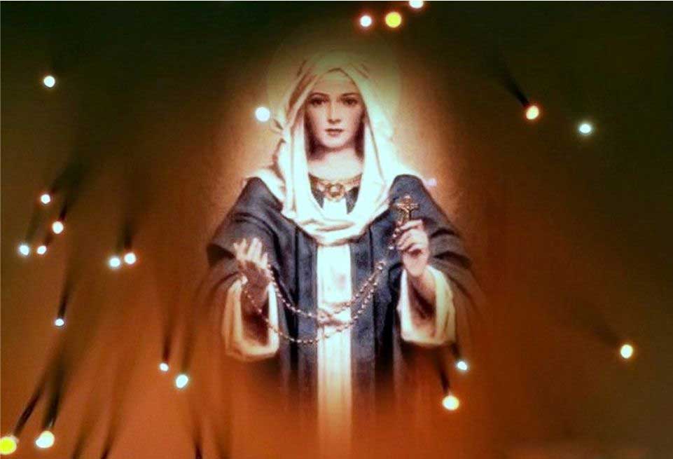 Virgin Mary Wallpapers - Our Lady Queen Of The Rosary , HD Wallpaper & Backgrounds