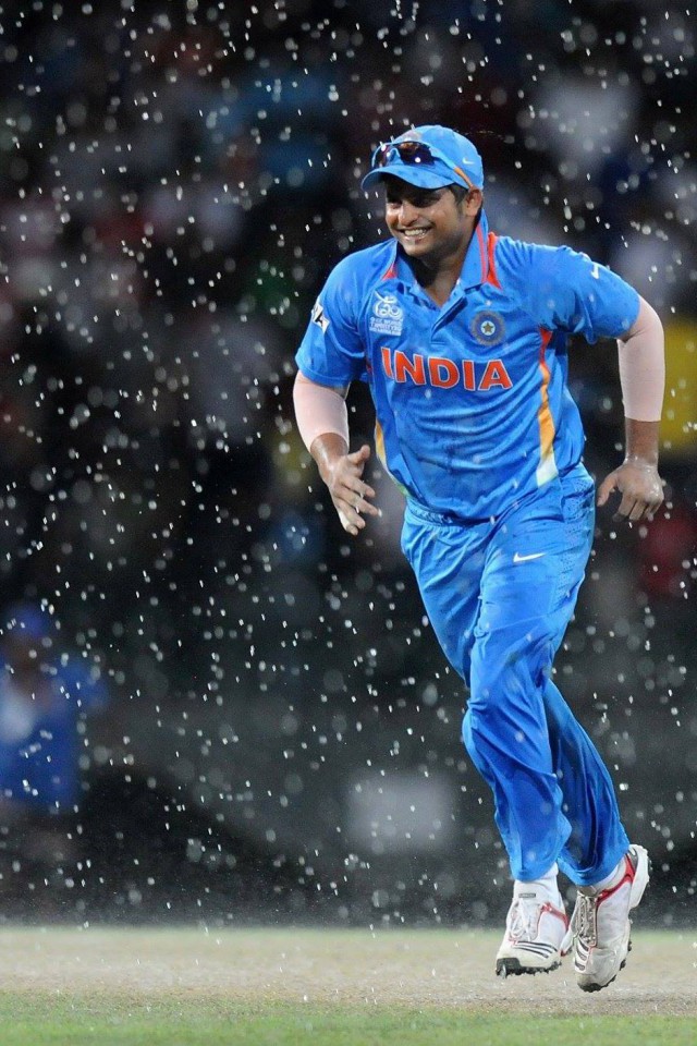 Suresh Raina Indian Batsman Criketer In Ground During - Full Hd Suresh Raina Hd , HD Wallpaper & Backgrounds