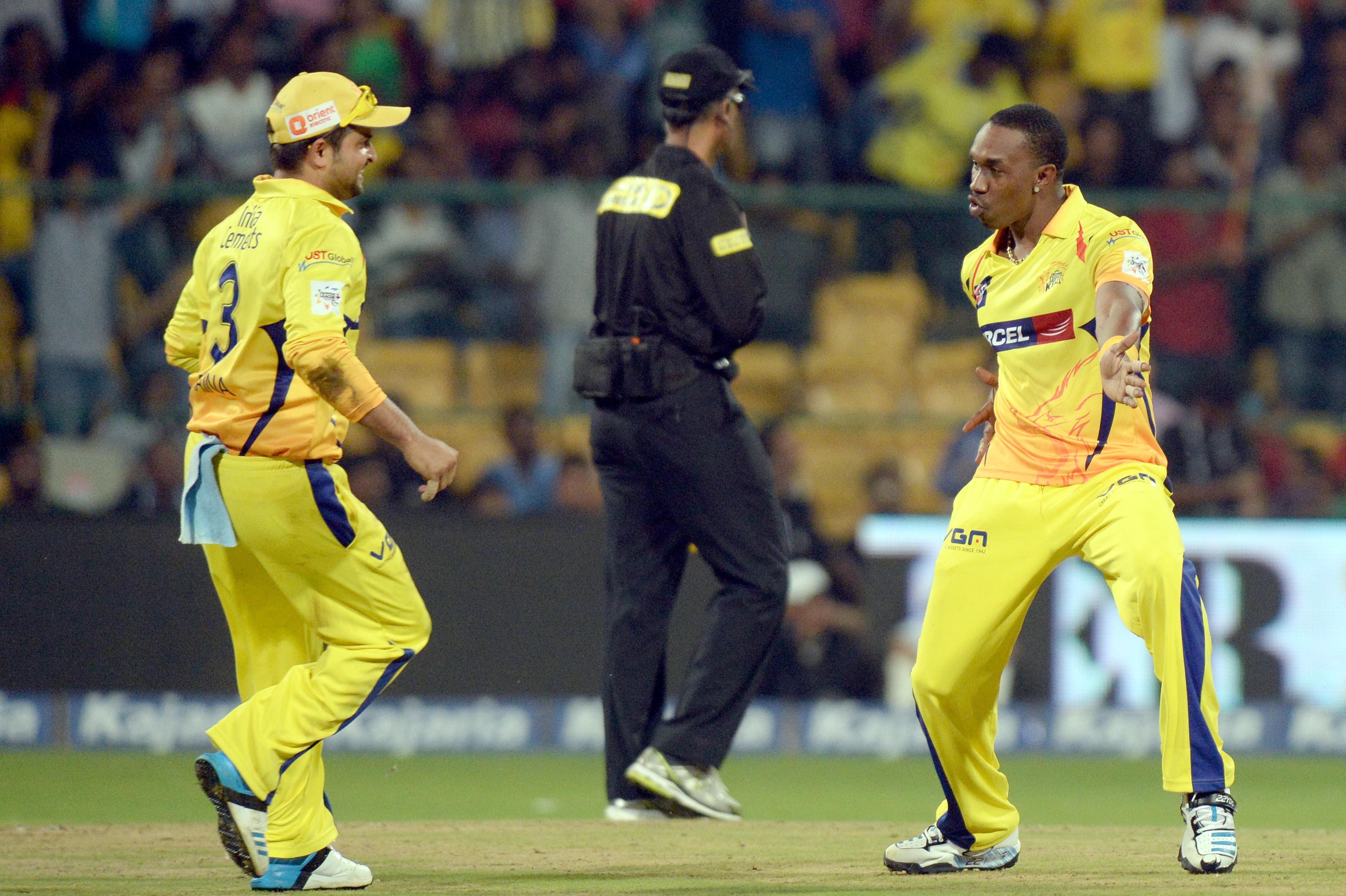 Dwayne Bravo And Suresh Raina Of Chennai Super Kings - One Day International , HD Wallpaper & Backgrounds