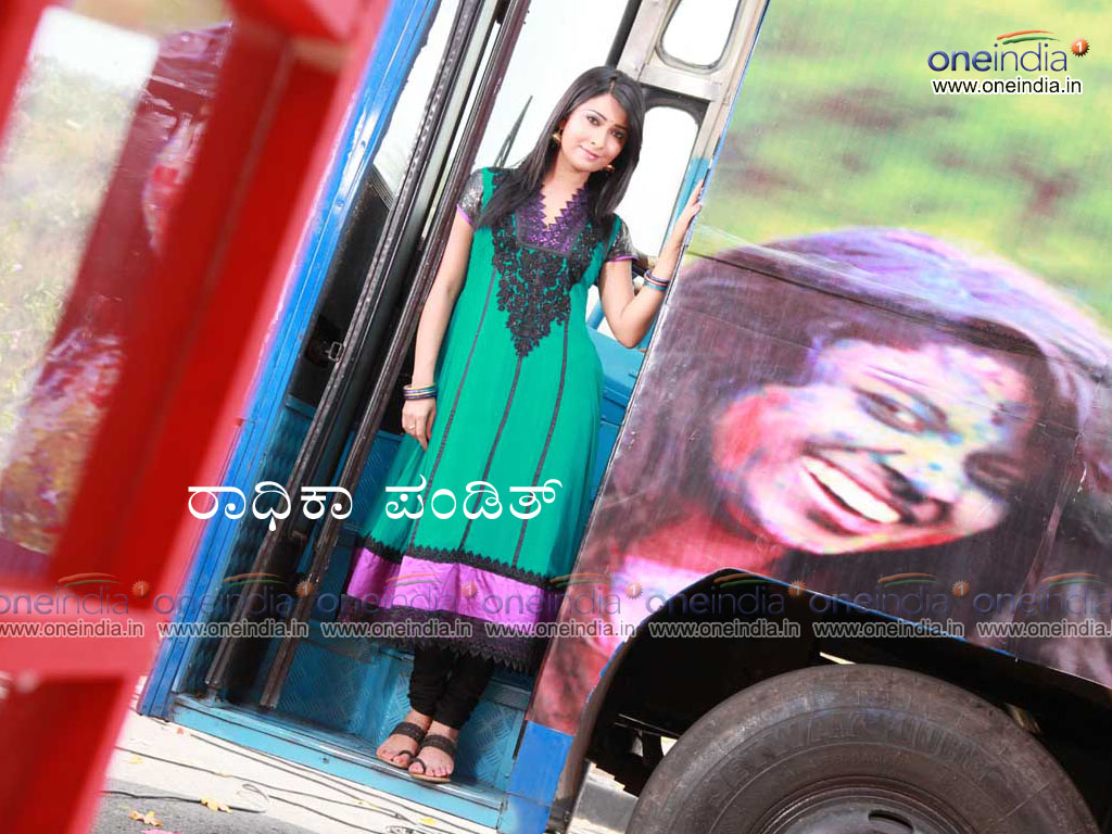 Radhika Pandit Wallpaper - Yash And Radhika Pandit Hd , HD Wallpaper & Backgrounds