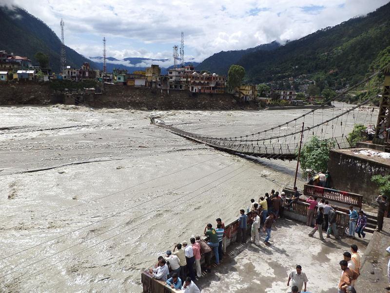 A Suspension Bridge Is Washed Away In Uttarkashi District - Mountain , HD Wallpaper & Backgrounds