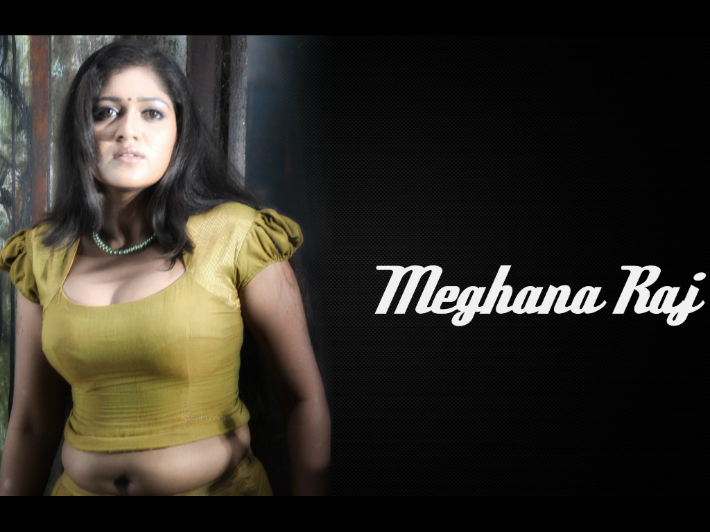 Meghana Raj Hq Wallpapers - Meghana Raj Yakshiyum Njanum , HD Wallpaper & Backgrounds