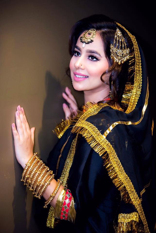 Punjabi Singer Sunanda Sharma Latest Hd Images & Pictures - Sunanda Sharma , HD Wallpaper & Backgrounds