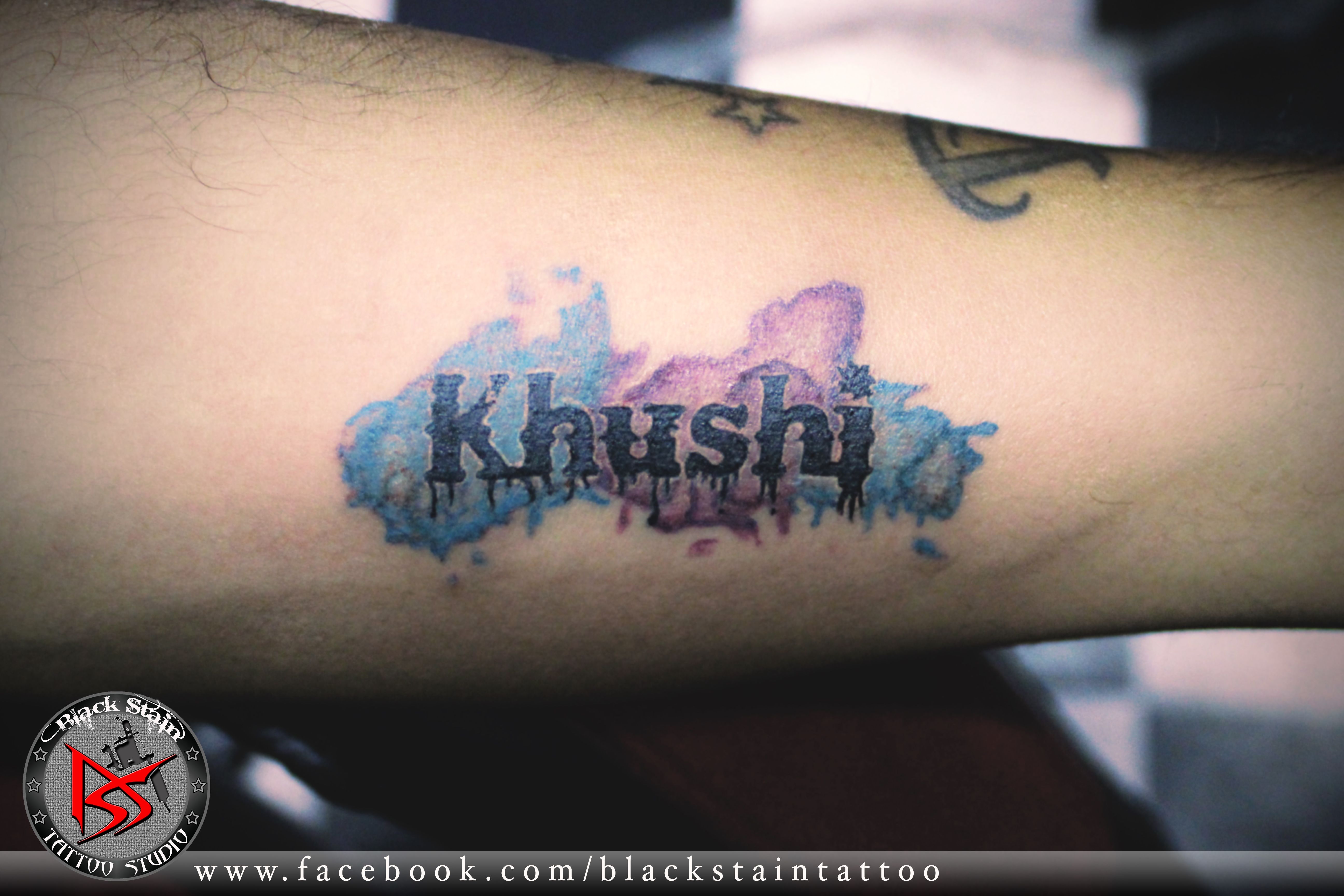 'khushi' Name With Water Effect Tattoo - Khushi Name Tattoo On Hand , HD Wallpaper & Backgrounds