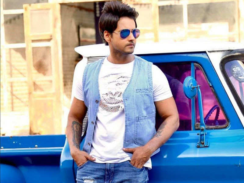 Yash Dasgupta Is All Set To Sizzle In His Upcoming - Yash Dasgupta In Fidaa , HD Wallpaper & Backgrounds