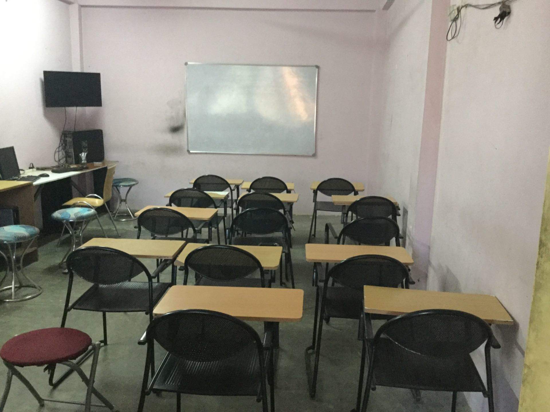 Class Room - Classroom , HD Wallpaper & Backgrounds