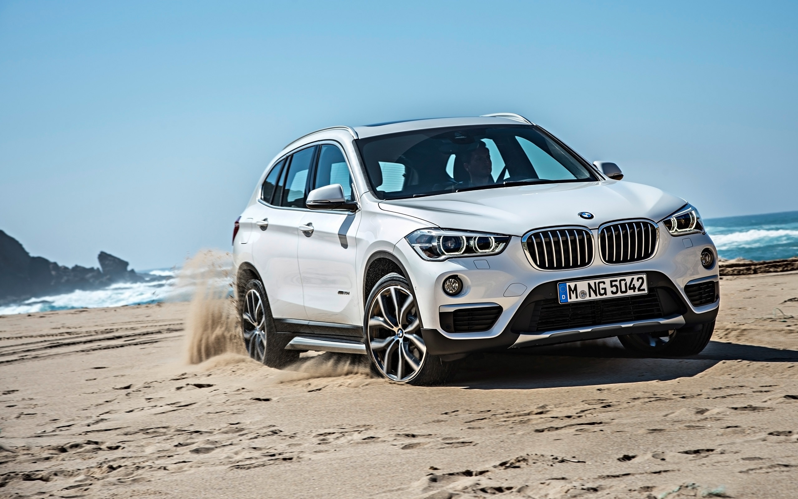 2016 Bmw X1 Xdrive20d - Bmw X1 M 2019 , HD Wallpaper & Backgrounds