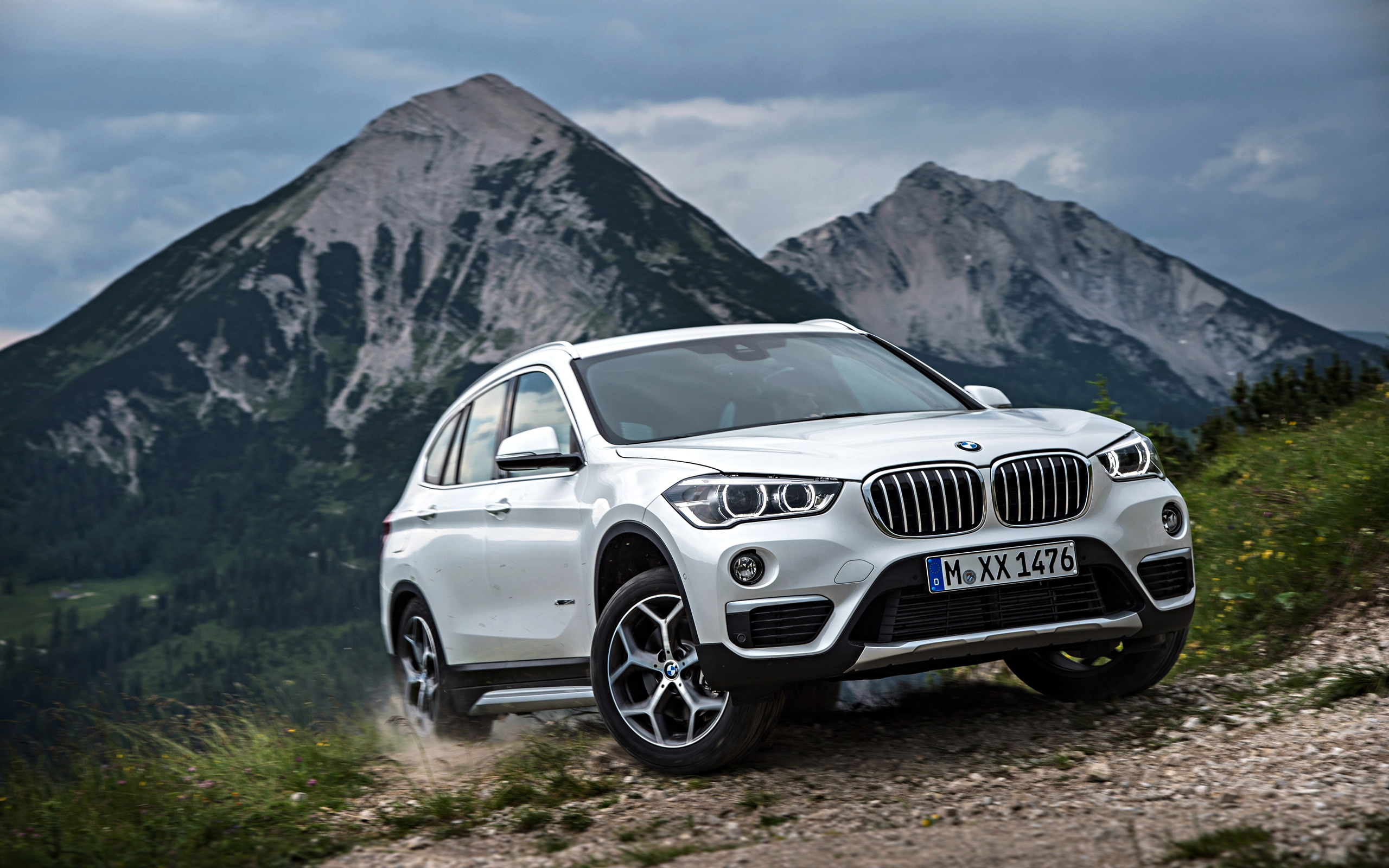 Bmw X1 Wallpapers - Bmw X1 2015 Xline , HD Wallpaper & Backgrounds