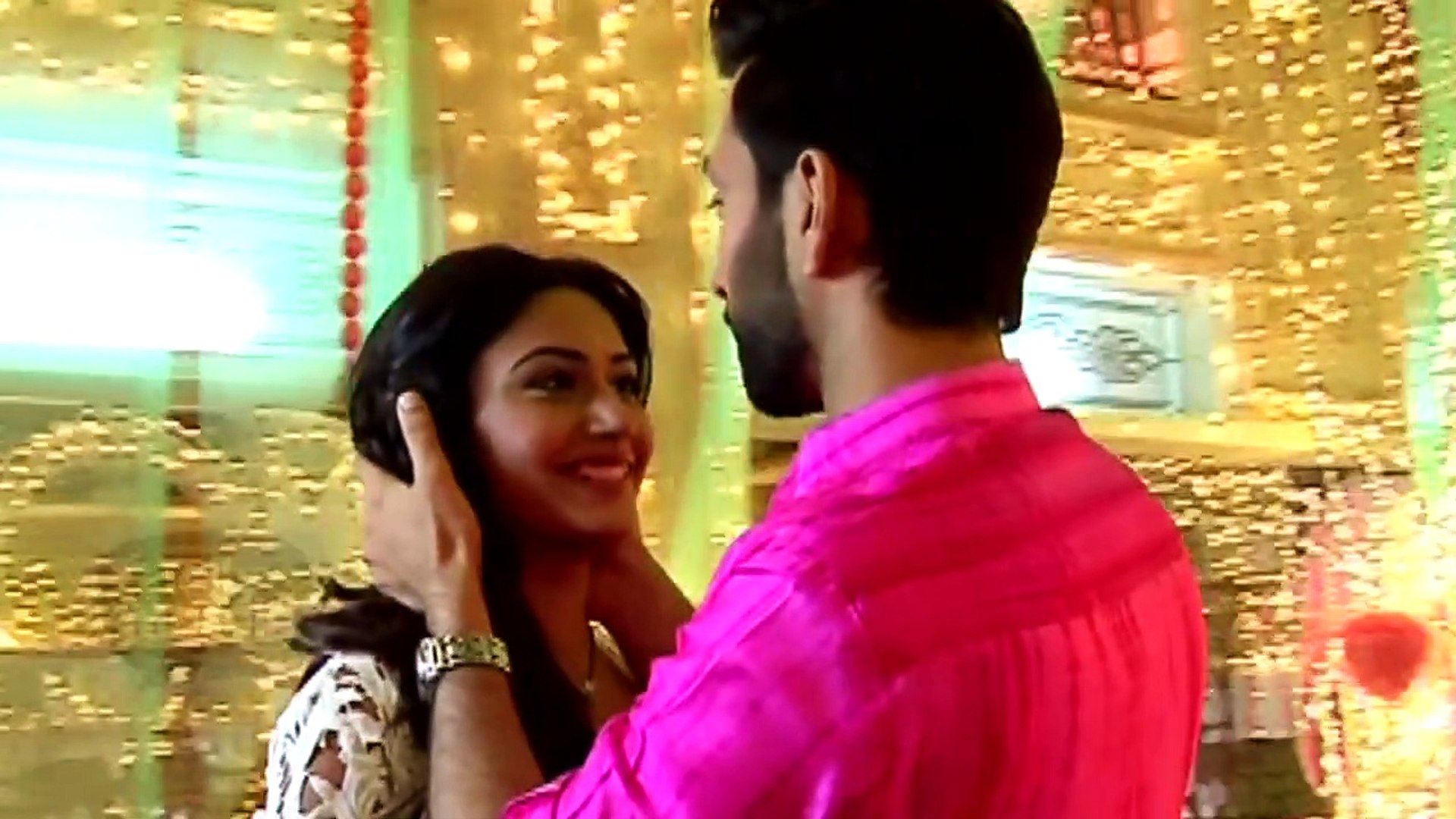 Niti Taylor Reacts On Nakuul Mehta And Surbhi Chandna - Romance , HD Wallpaper & Backgrounds