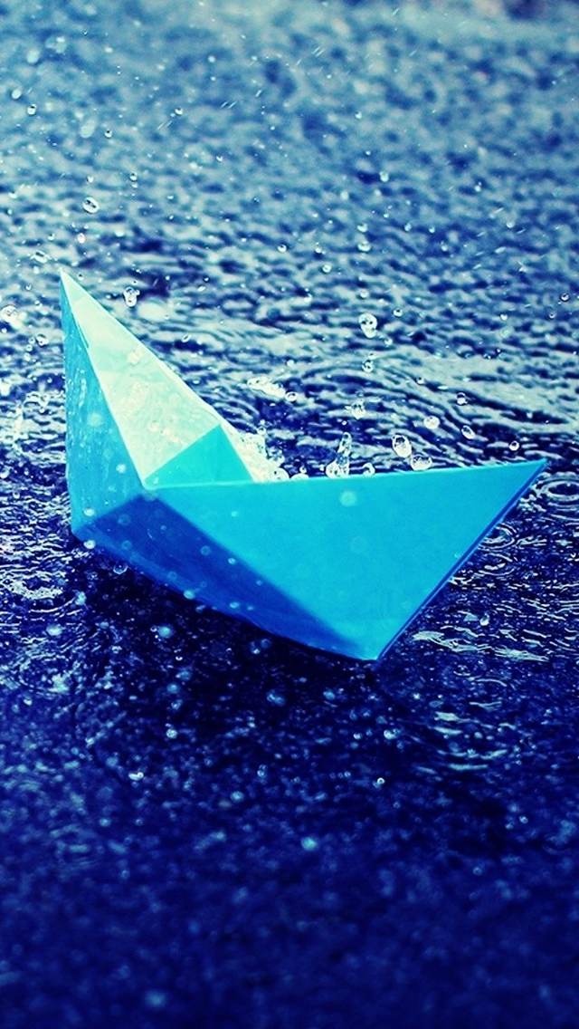 Iphone 5 Retina Wallpapers - Paper Boats In Water , HD Wallpaper & Backgrounds
