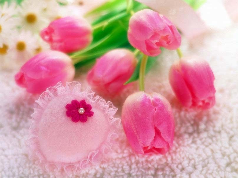 Calm Pink Flowers Love Wallpaper - Дина С Днем Рождения Открытка , HD Wallpaper & Backgrounds