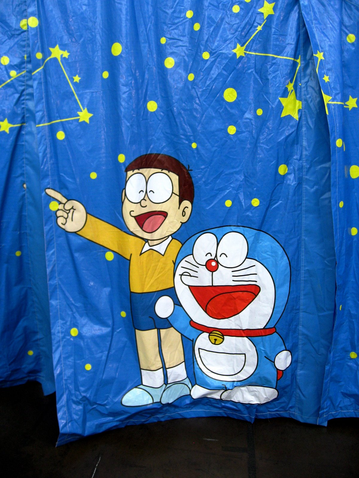 Doraemon And Nobita Wallpaper - Whatsapp Dp For Nobita And Doraemon , HD Wallpaper & Backgrounds